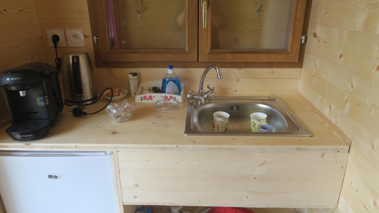 Une Bouteille Au Canal Dieupentale Luaran gambar